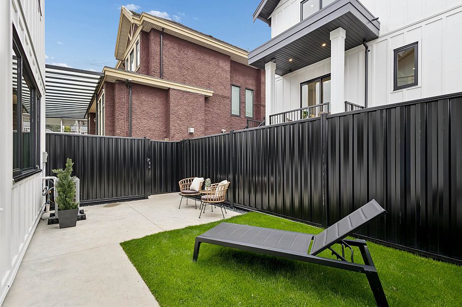 1 3639 E 46th Avenue Vancouver, BC - 29