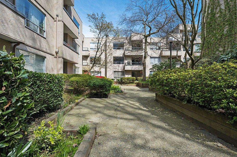 407 1345 Comox Street Vancouver, BC - 24