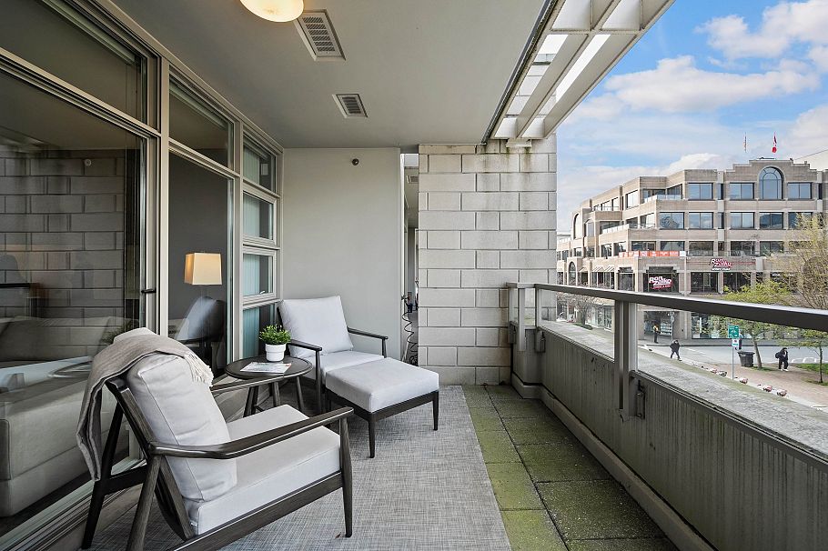 205 1808 W 1st Avenue Vancouver, BC - 32