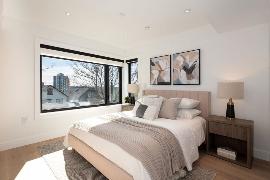 3679 Pandora Street Vancouver, BC - 20