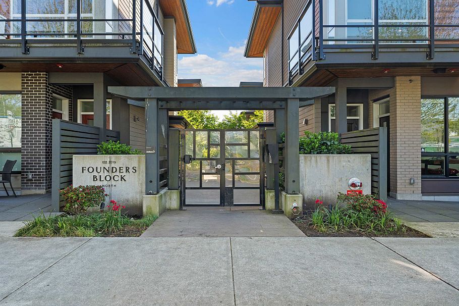 23 533 E 3rd Street North Vancouver, BC - 38