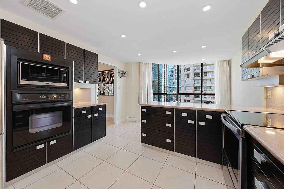 1602 738 Broughton Street Vancouver, BC - 8