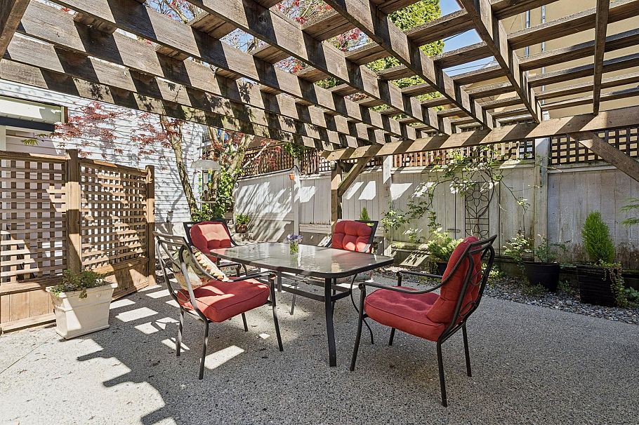 408 E 2nd Street North Vancouver, BC - 15