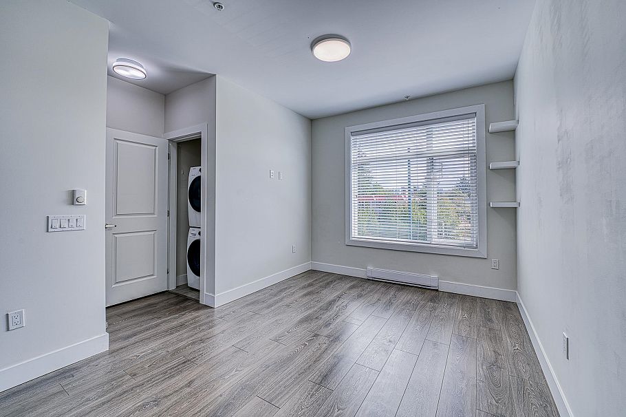 5063 Earles Street Vancouver, BC - 12