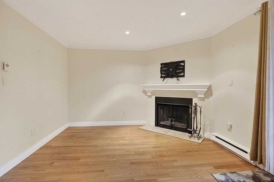 4 3301 W 16th Avenue Vancouver, BC - 12