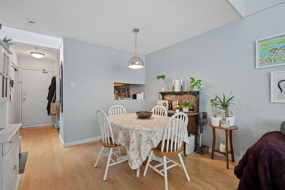 407 1345 Comox Street Vancouver, BC - 6