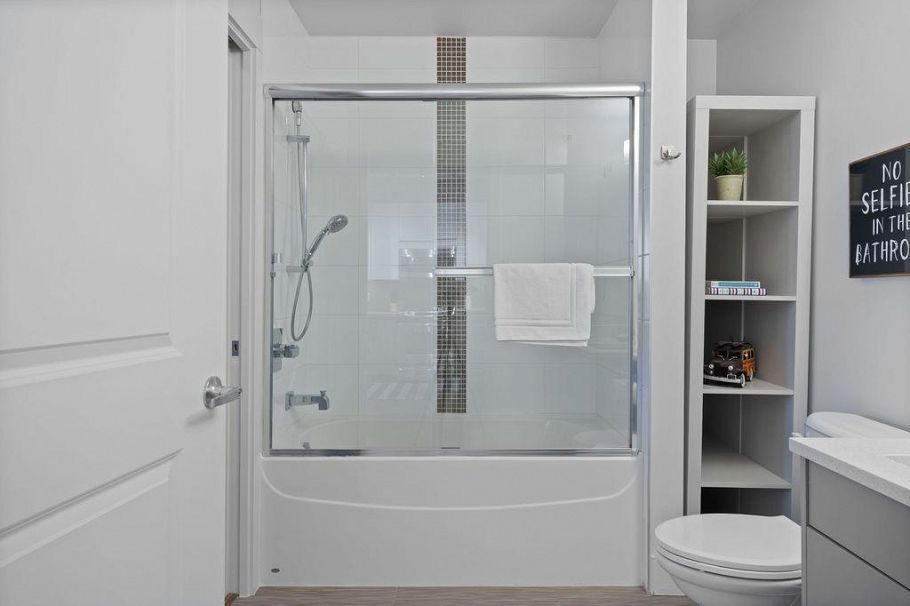 403 857 W 15th Street North Vancouver, BC - 16