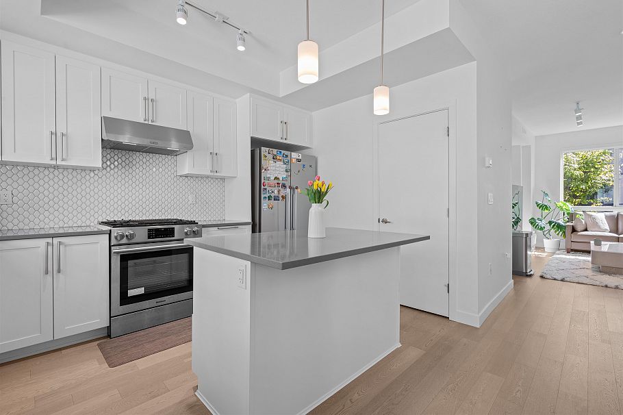 64 10199 River Drive Richmond, BC - 7