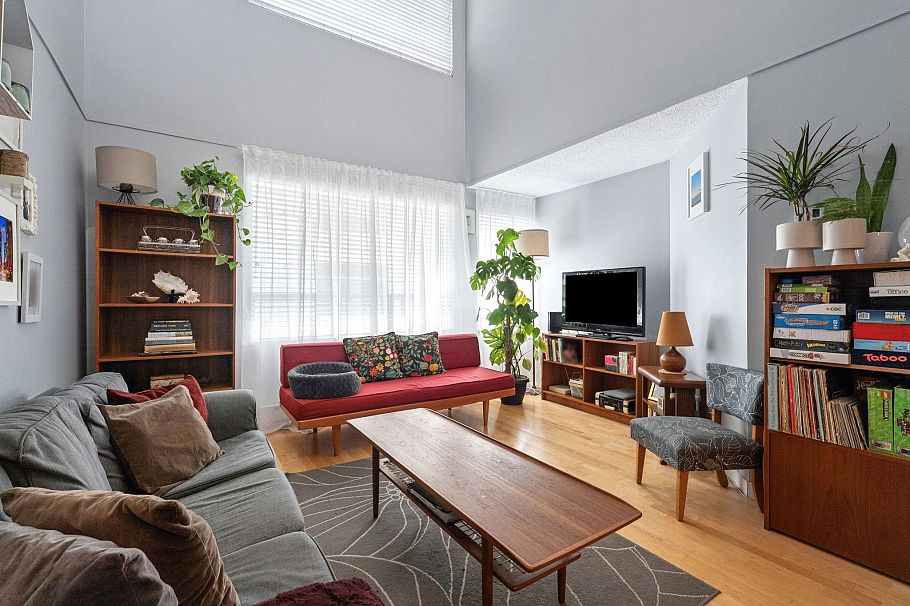 407 1345 Comox Street Vancouver, BC - 1