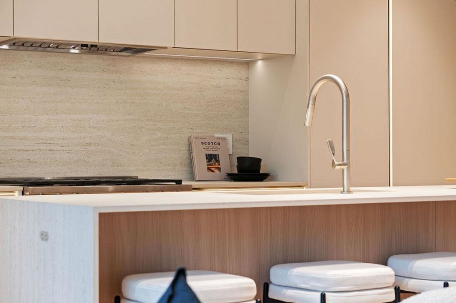 1 2935 W 15th Avenue Vancouver, BC - 12