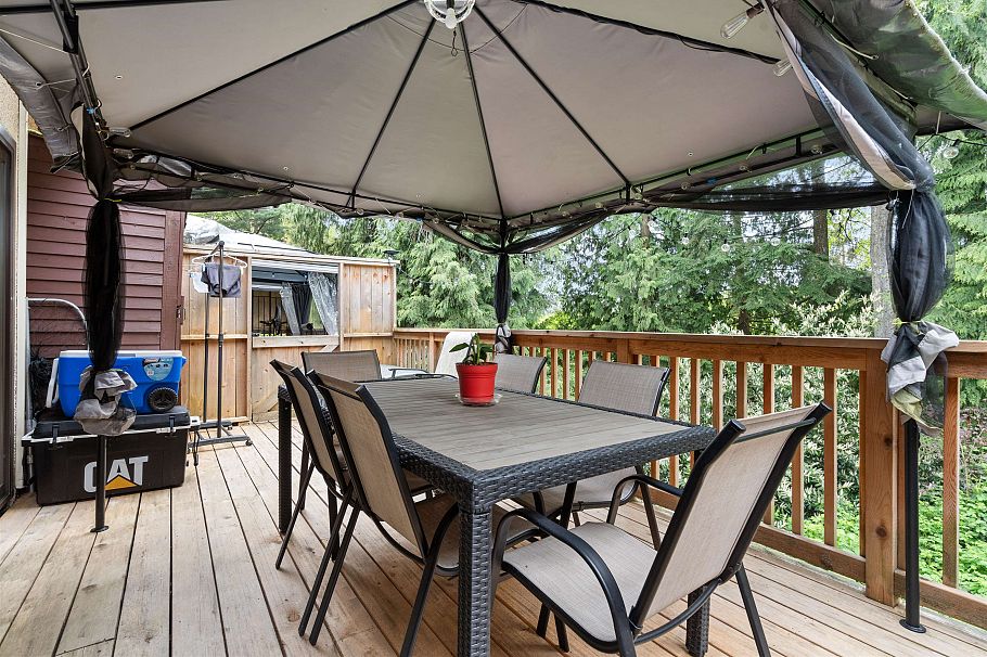 883 Old Lillooet Road North Vancouver, BC - 13