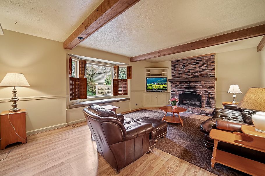 3537 W 31st Avenue Vancouver, BC - 23