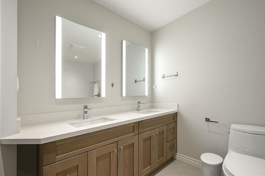 29 4055 Indian River Drive North Vancouver, BC - 19