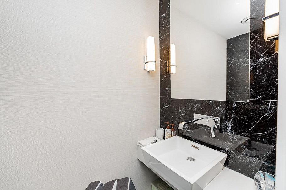 938 Beatty Street Vancouver, BC - 27