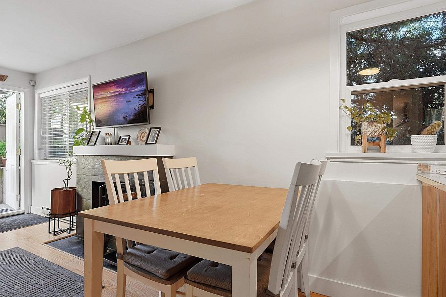 1 1606 W 10th Avenue Vancouver, BC - 10