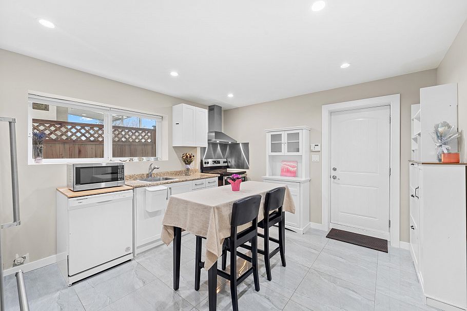 2245 Rupert Street Vancouver, BC - 27