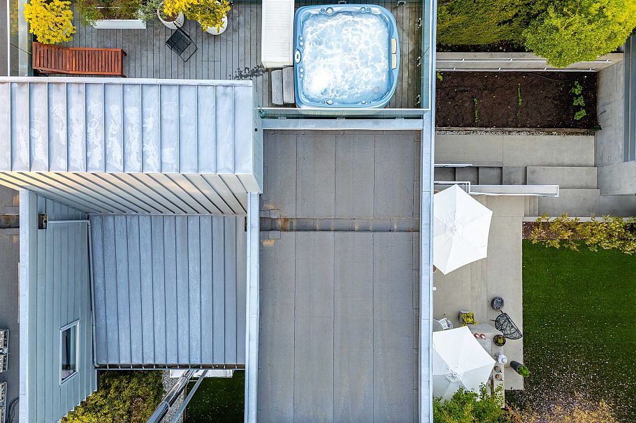 4056 W 36th Avenue Vancouver, BC - 37