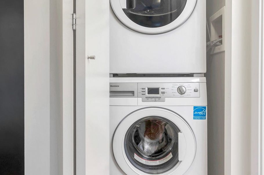 102 736 W 14th Avenue Vancouver, BC - 27