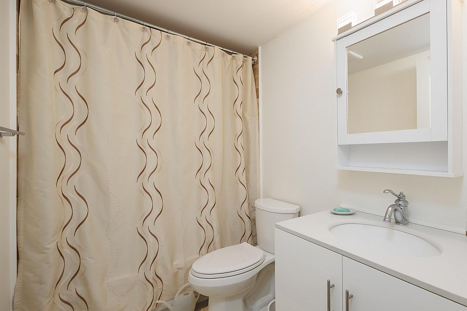 1001 2012 Fullerton Avenue North Vancouver, BC - 19