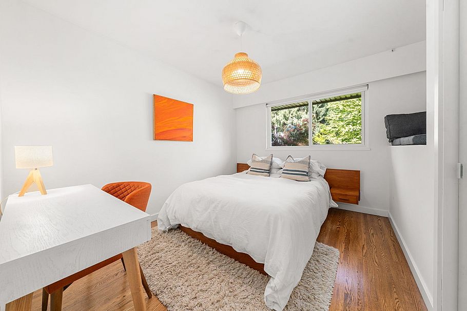 2289 Whitman Avenue North Vancouver, BC - 24