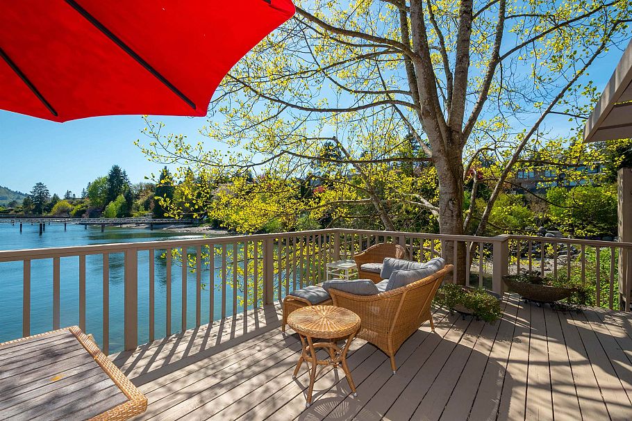 4455 Harris Place North Vancouver, BC - 24