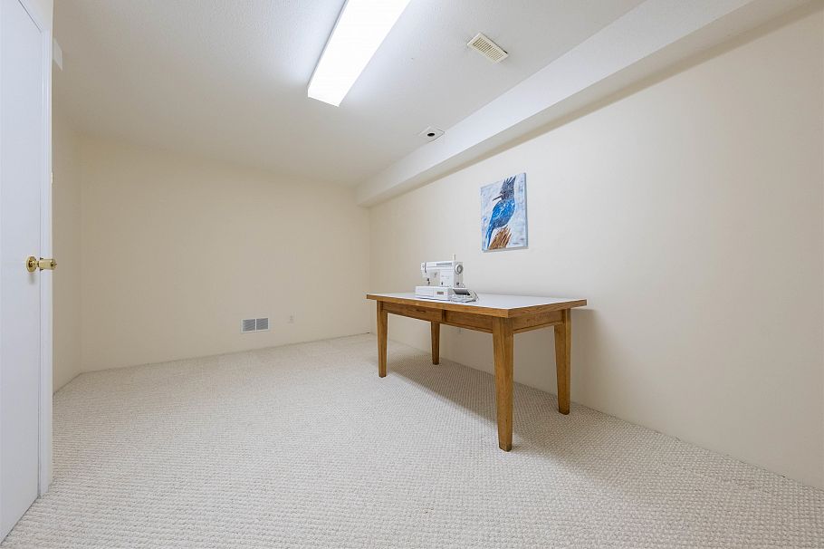 1485 Percy Court North Vancouver, BC - 32