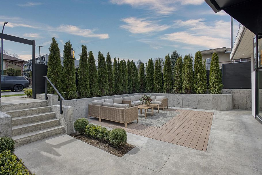 1 2425 Kitchener Street Vancouver, BC - 28