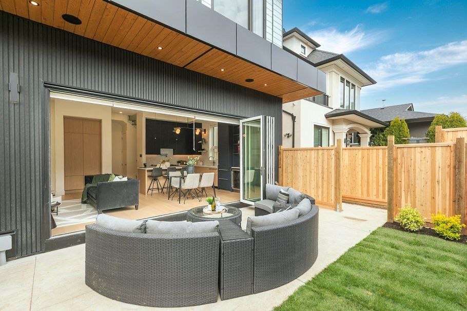 2 3708 W 18th Avenue Vancouver, BC - 18