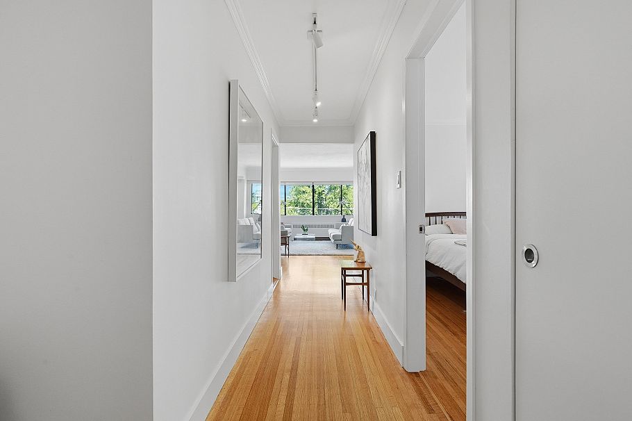 8 2255 W 40th Avenue Vancouver, BC - 16