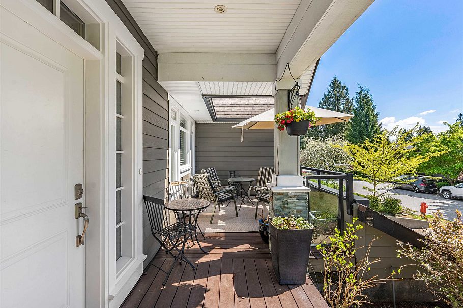 938 Beaumont Drive North Vancouver, BC - 34