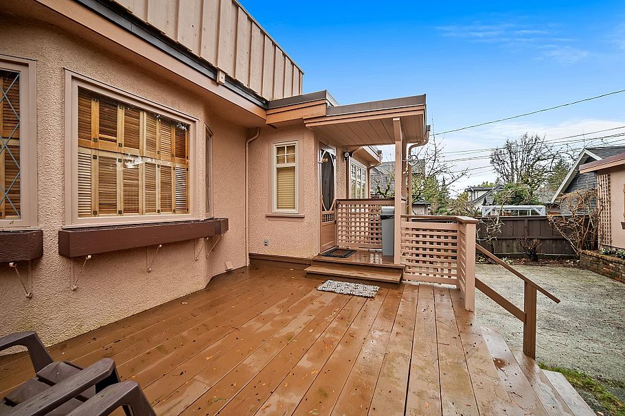 3537 W 31st Avenue Vancouver, BC - 33