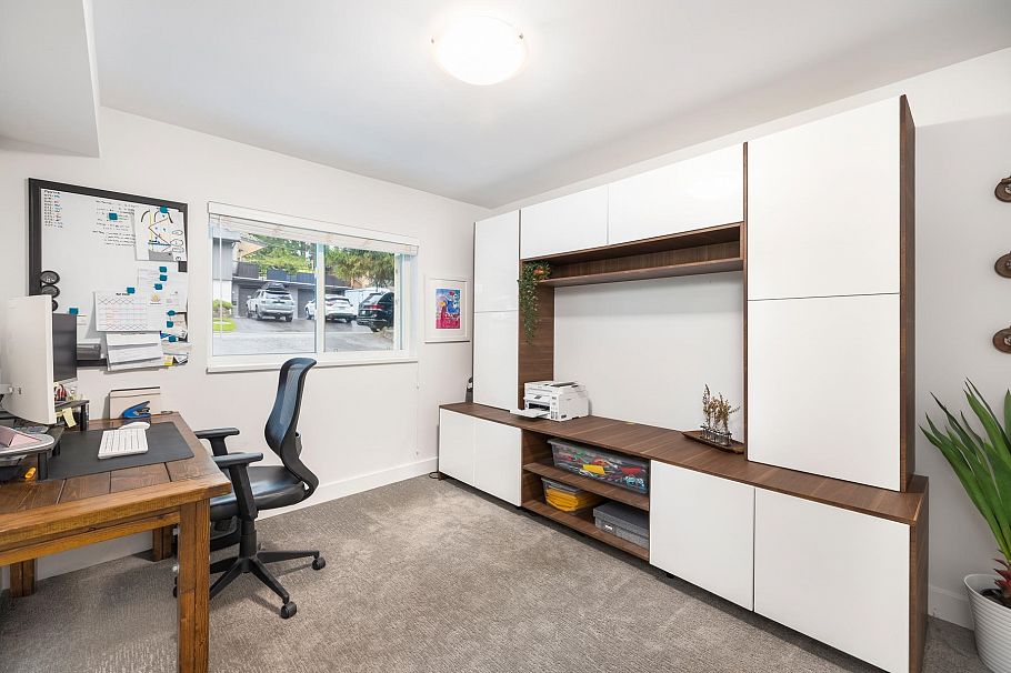 2511 Boswell Avenue North Vancouver, BC - 19