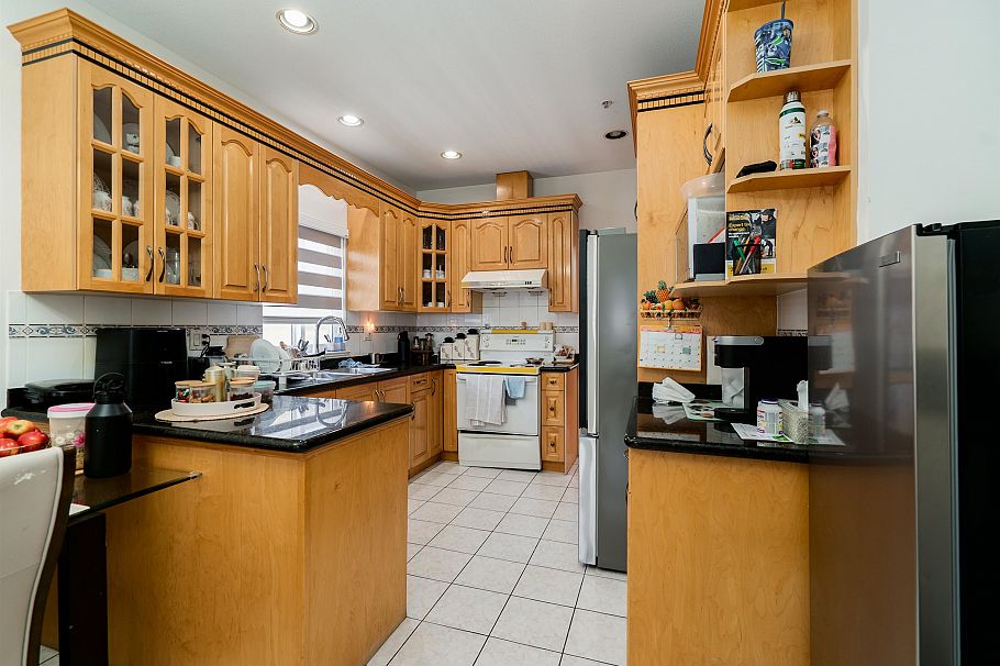 592 E 50th Avenue Vancouver, BC - 22