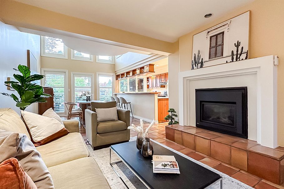 1737 W 16th Avenue Vancouver, BC - 9