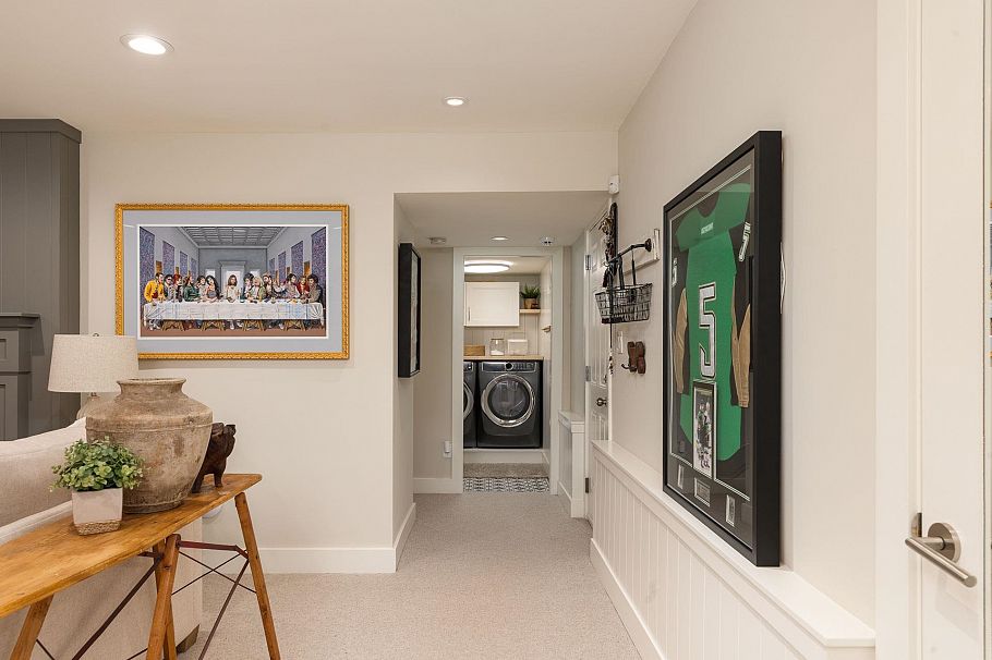 3665 Rutherford Crescent North Vancouver, BC - 27