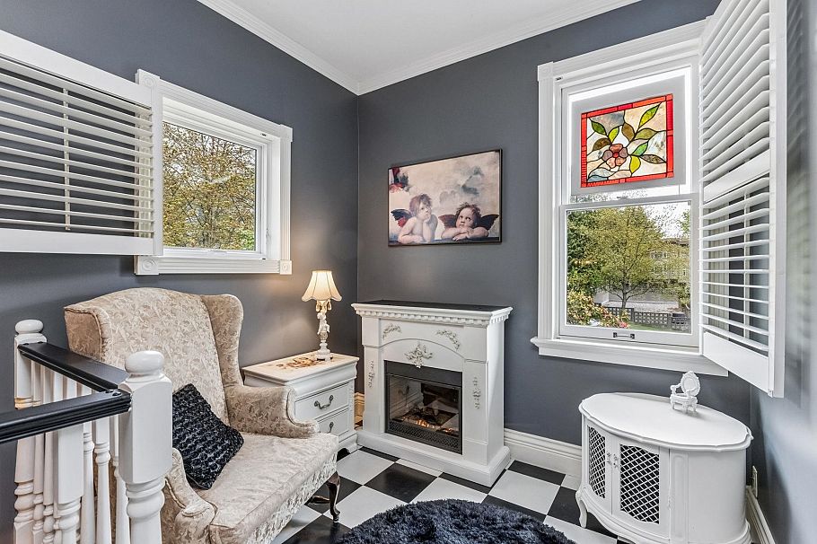 557 Lonsdale Avenue North Vancouver, BC - 15