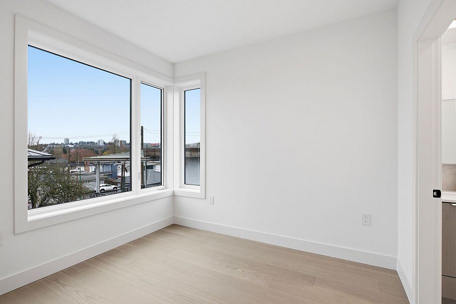 2 3275 Graveley Street Vancouver, BC - 14