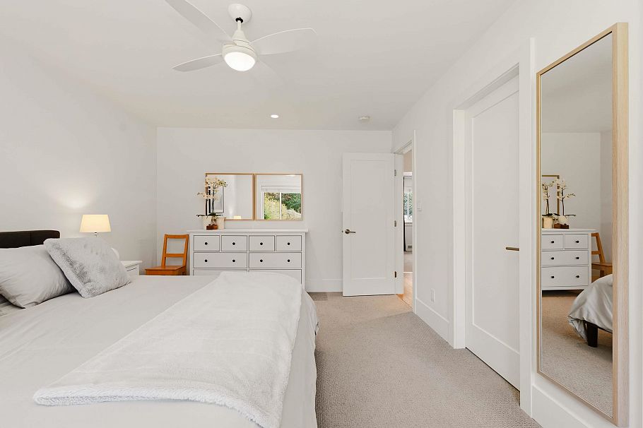 2708 Byron Road North Vancouver, BC - 23