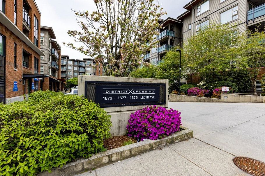 302 1677 Lloyd Avenue North Vancouver, BC - 27