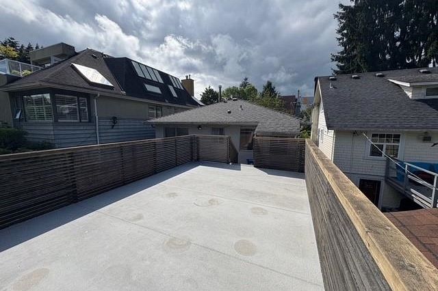 2274 Mclean Drive Vancouver, BC - 16