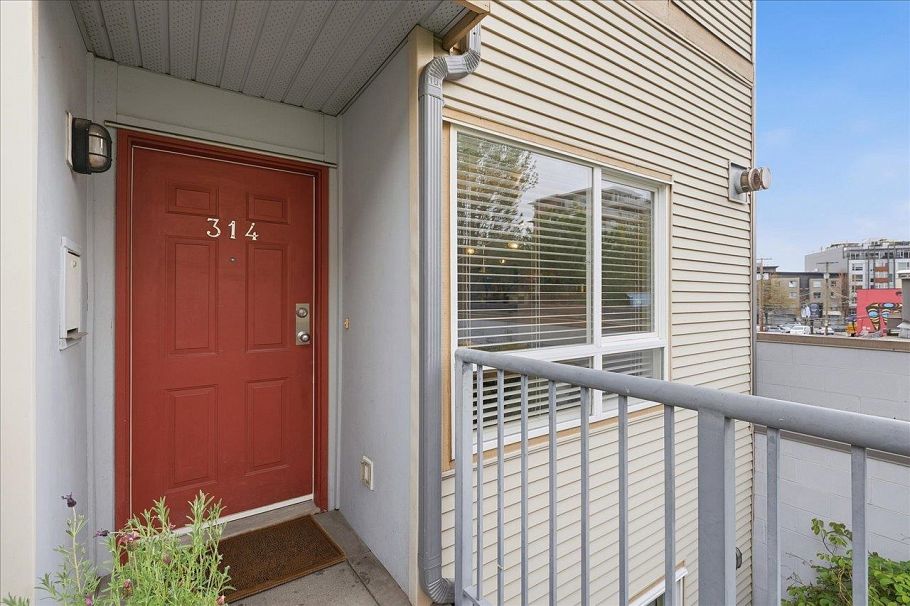 314 2688 Watson Street Vancouver, BC - 31