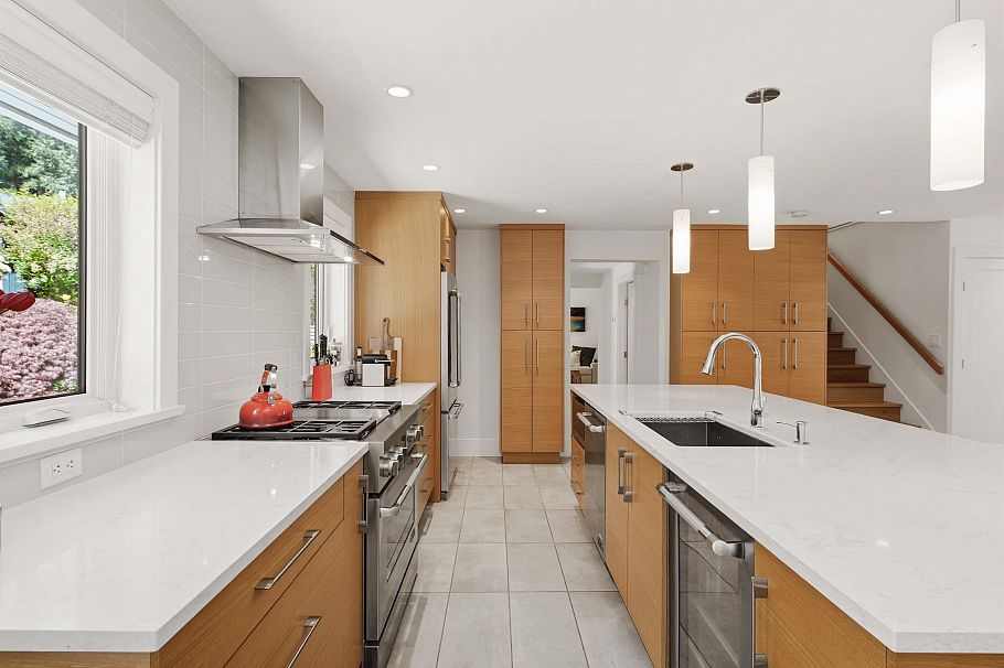 2708 Byron Road North Vancouver, BC - 6