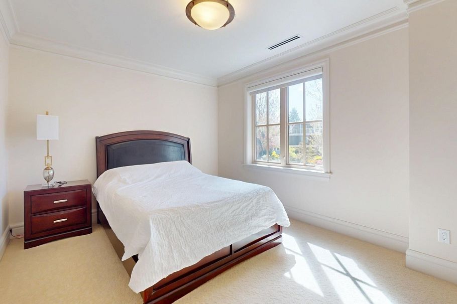 3749 W 11th Avenue Vancouver, BC - 20