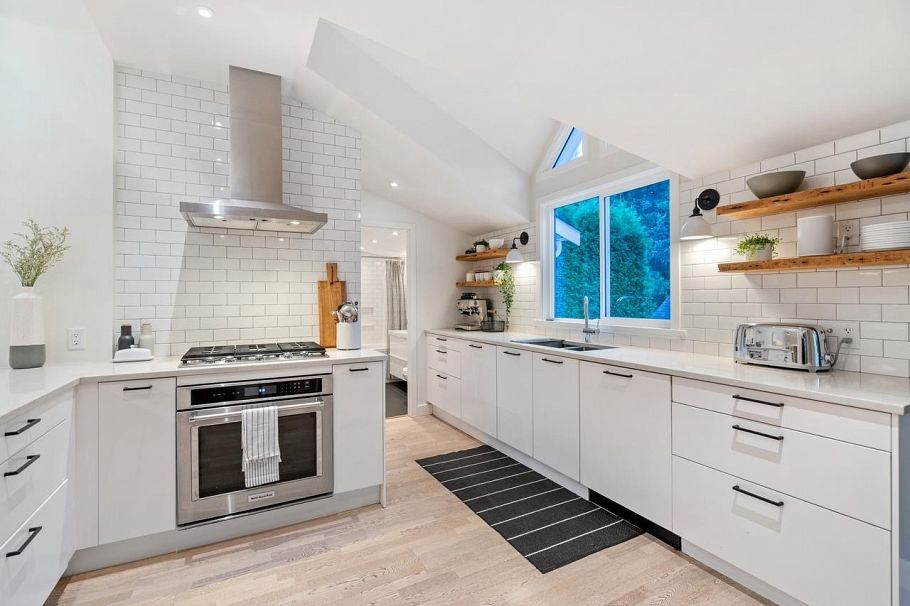 855 E 22nd Avenue Vancouver, BC - 15