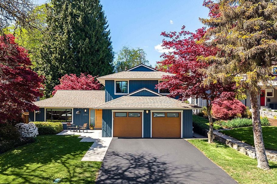 2708 Byron Road North Vancouver, BC - 1