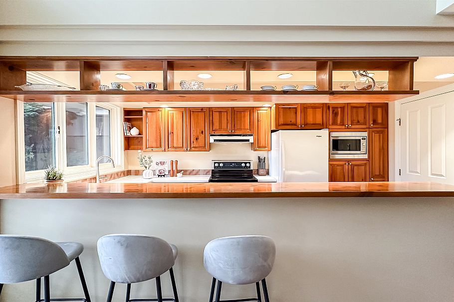 1737 W 16th Avenue Vancouver, BC - 20