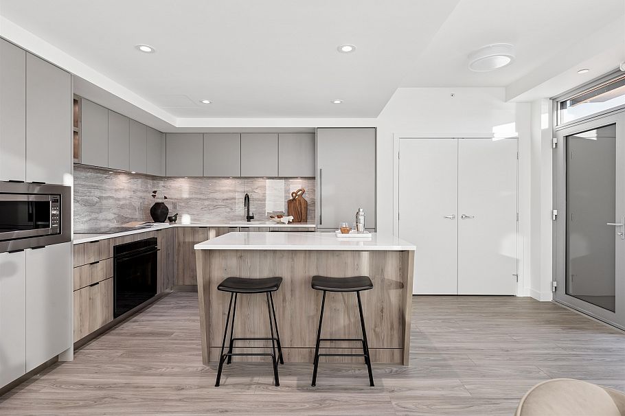 TH112 755 Harbourside Drive North Vancouver, BC - 17
