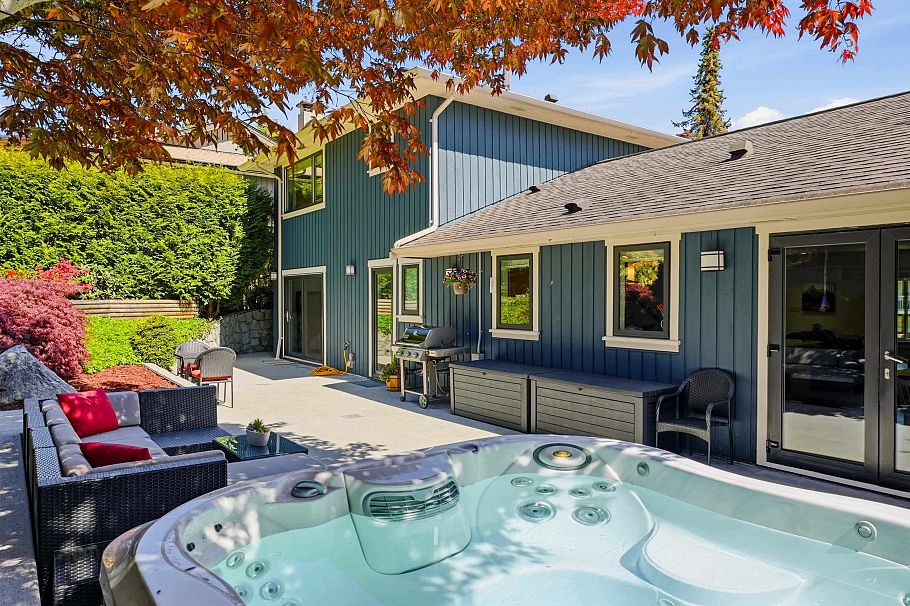 2708 Byron Road North Vancouver, BC - 31