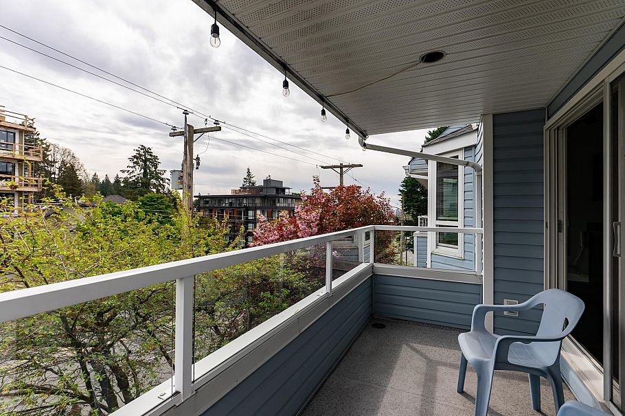 303 2615 Lonsdale Avenue North Vancouver, BC - 15