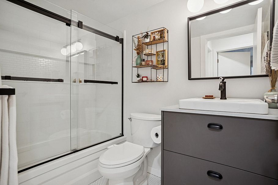 103 1515 E 6th Avenue Vancouver, BC - 15